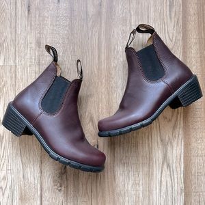 Blundstone Women’s Heeled Vegan Leather Chelsea Boot US Size 6.5